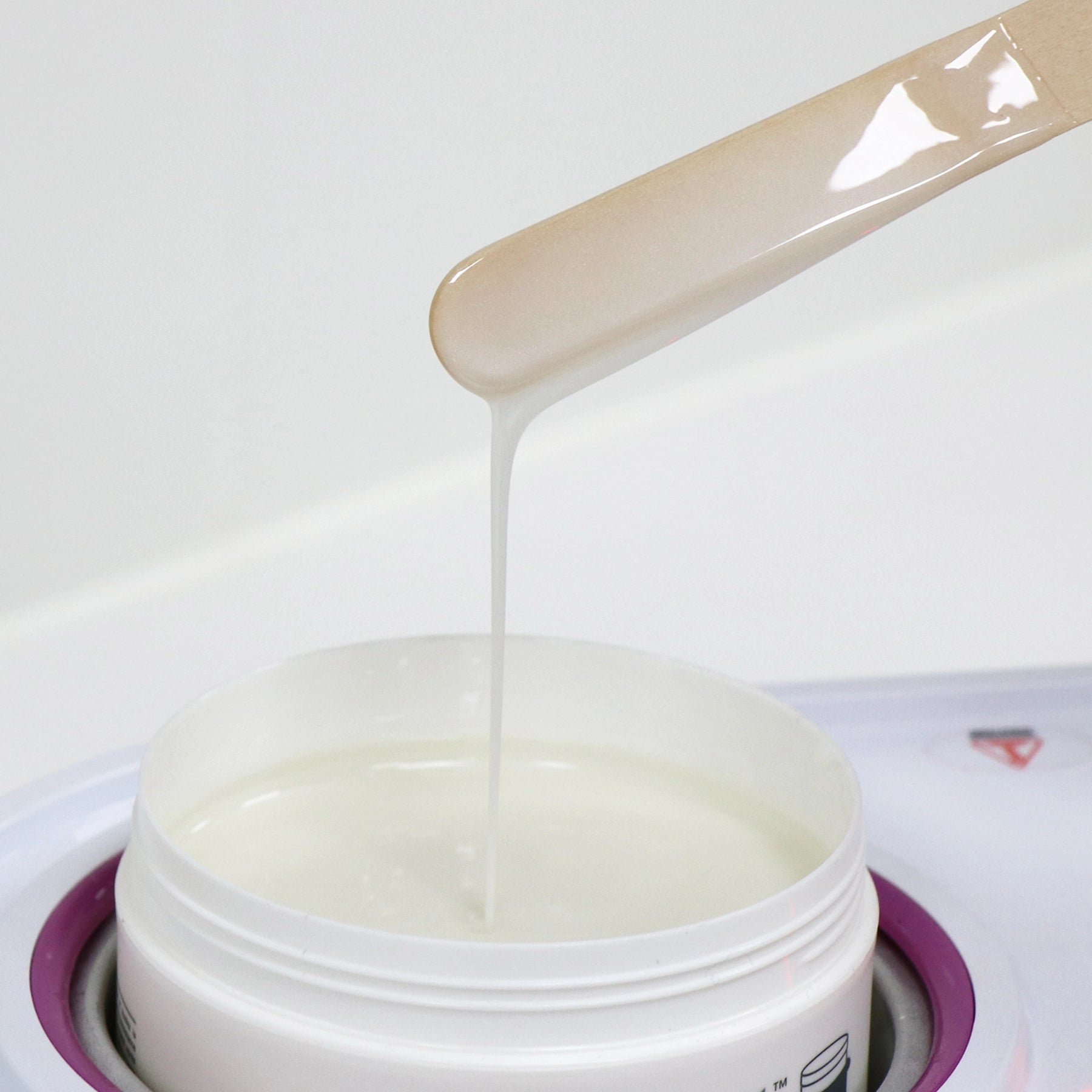 LYCOtec White Strip Wax in heater